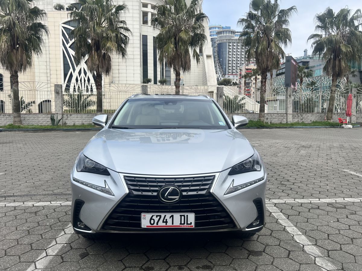 Lexus NX 200 - фото 3