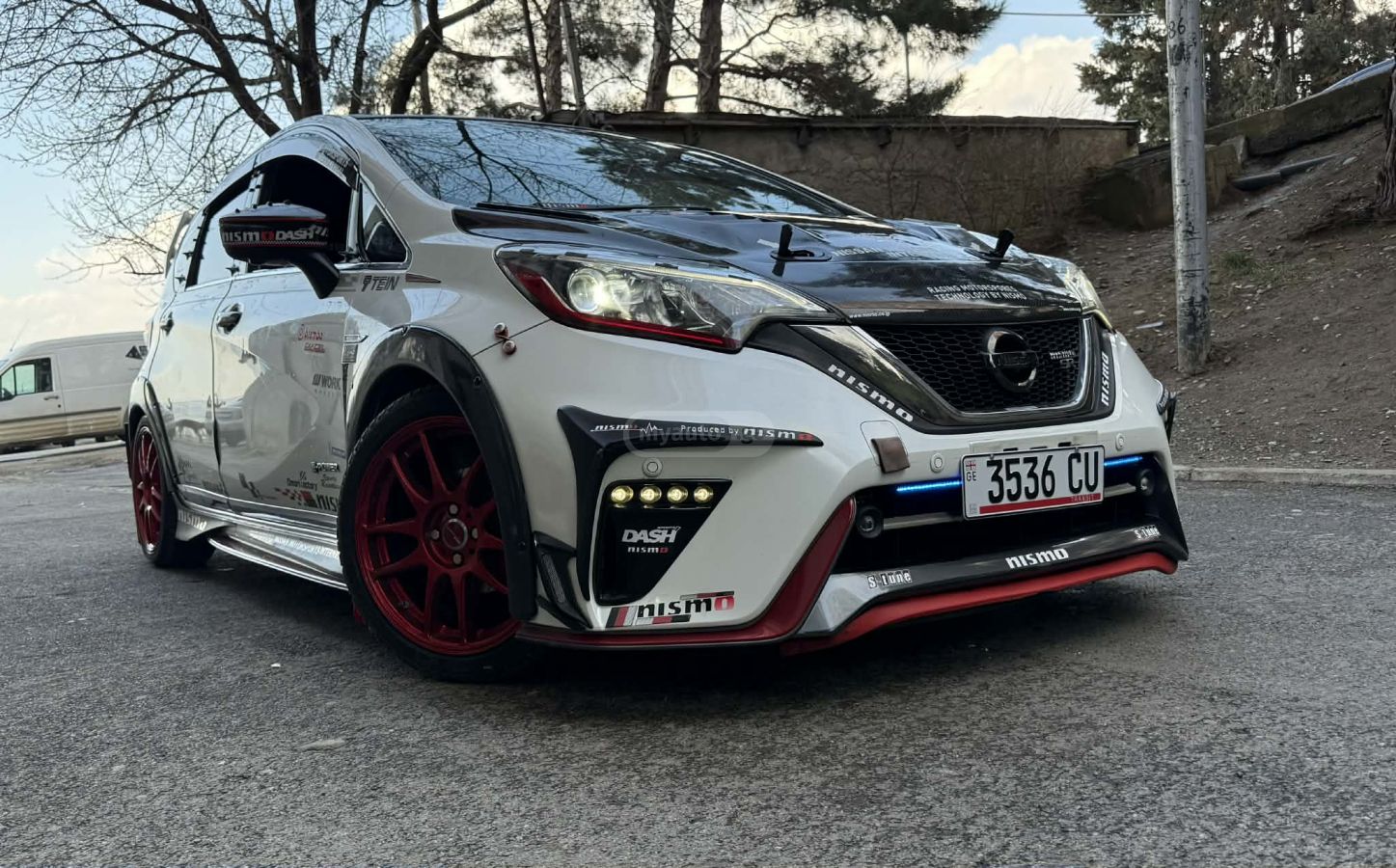 Nissan Note - фото 2