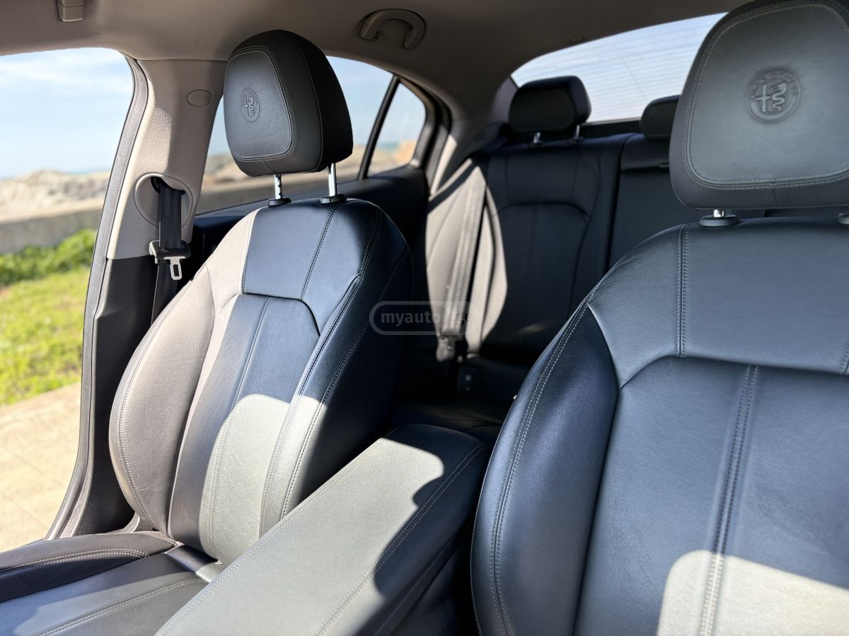 Alfa Romeo Giulia - фото 13