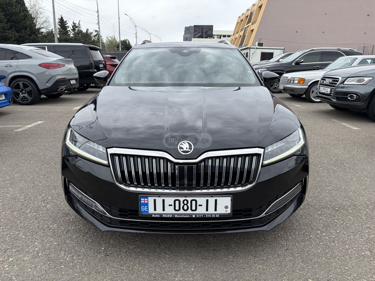 Skoda Superb - фото 2