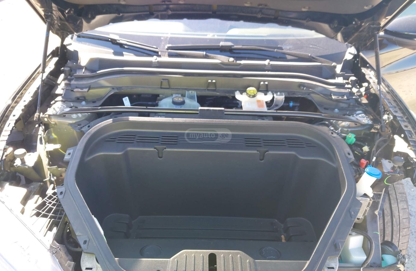 Ford Mustang Mach-E GT 4dr All-Wheel Drive Automat 2023 — миниатюра 8