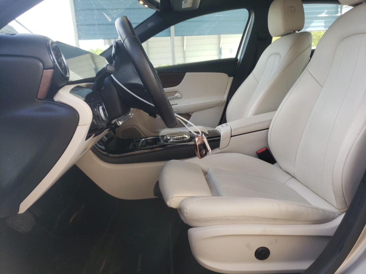 Mercedes-Benz A 220 2021 — миниатюра 7