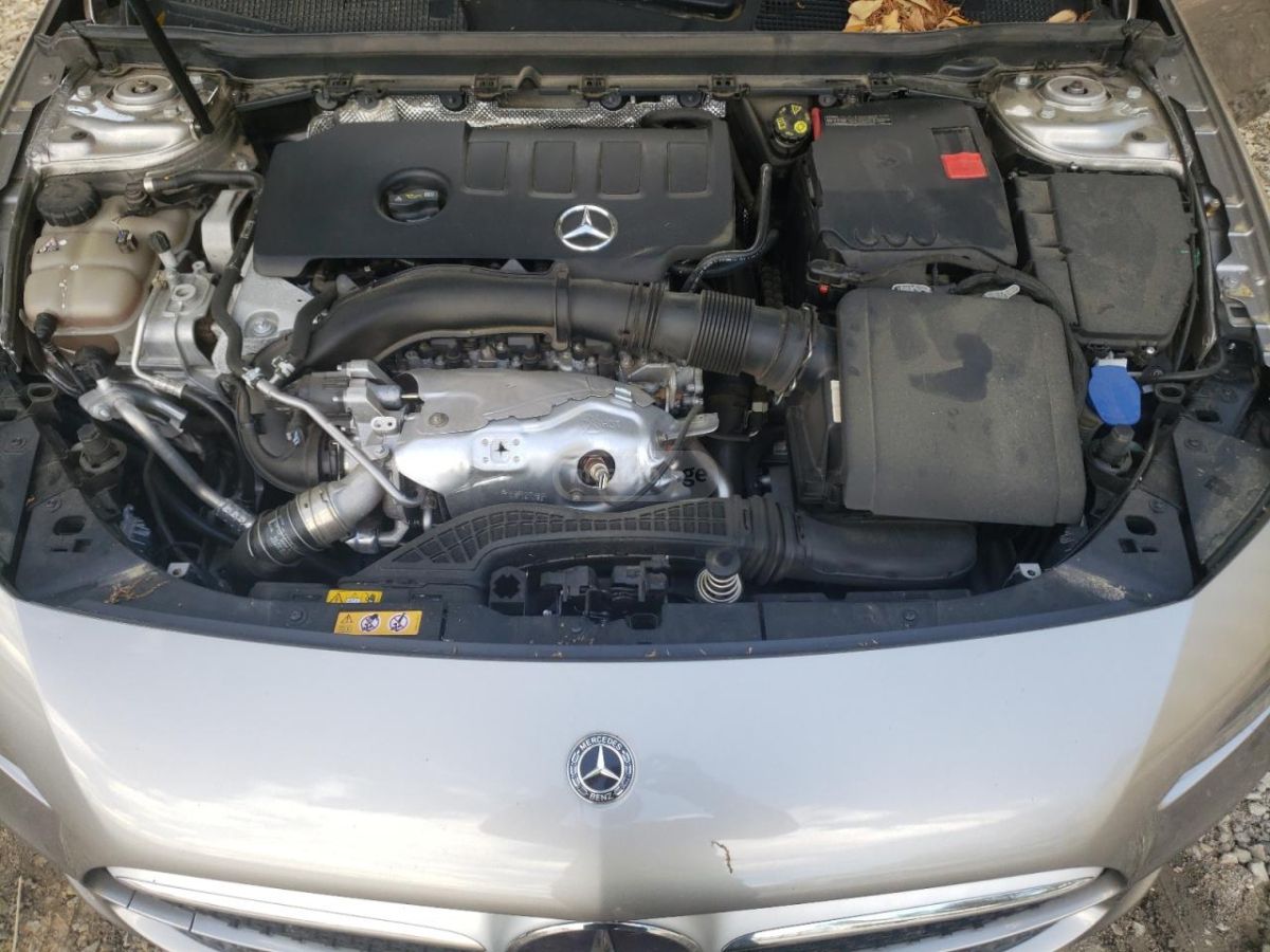 Mercedes-Benz A 220 2021 — миниатюра 9