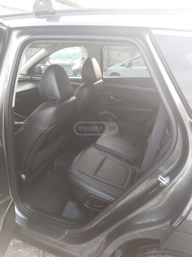 Hyundai Limited 4dr All-Wheel Drive Au — миниатюра 8