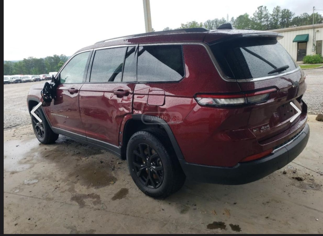 Jeep Grand Cherokee - фото 11