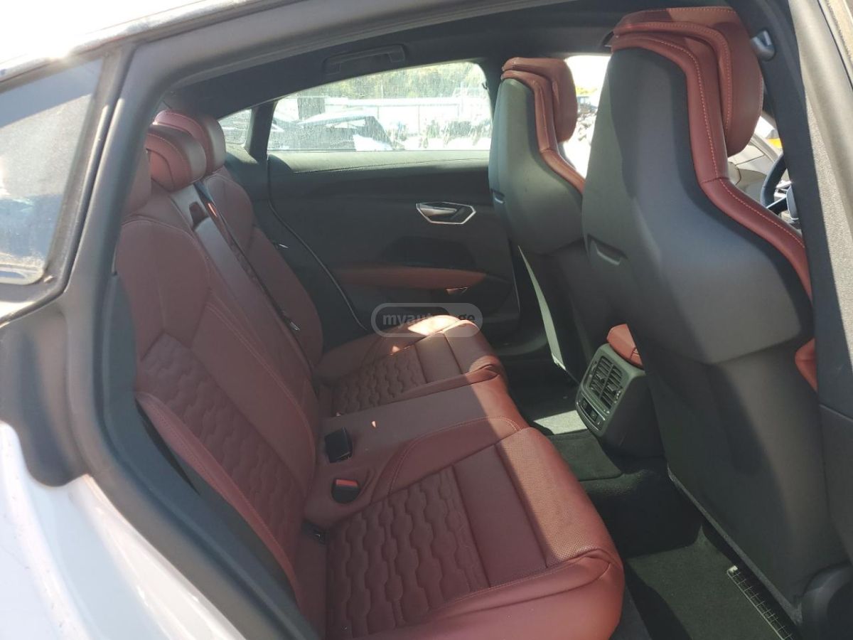 Audi GT — миниатюра 4