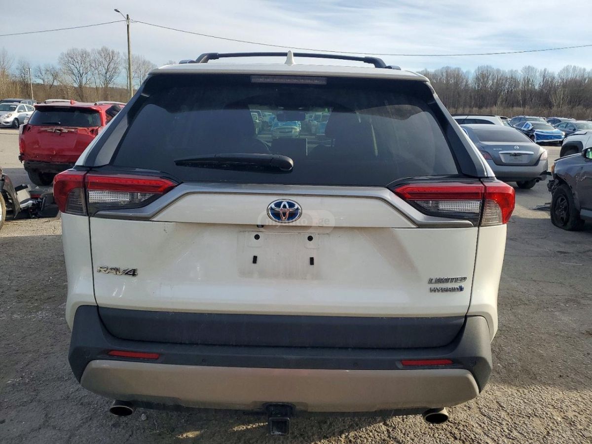 Toyota RAV 4 - фото 6