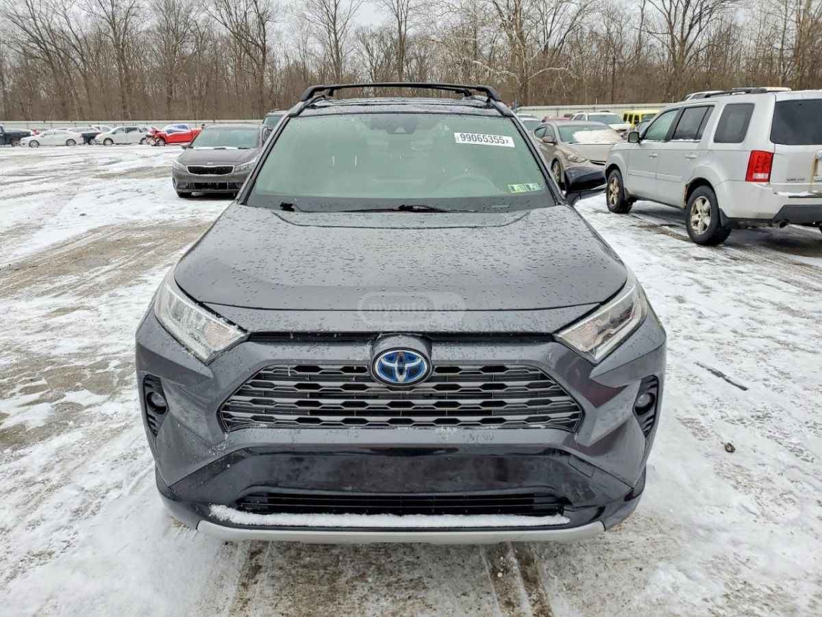 Toyota RAV 4 - фото 5