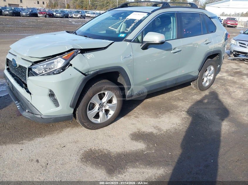 Toyota RAV 4 - фото 2