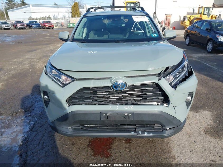 Toyota RAV 4 - фото 8