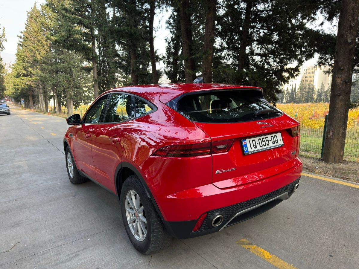 Jaguar E-Pace 2020 — миниатюра 4