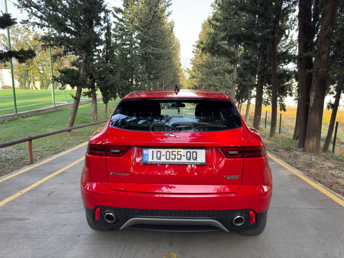 Jaguar E-Pace 2020 — миниатюра 5