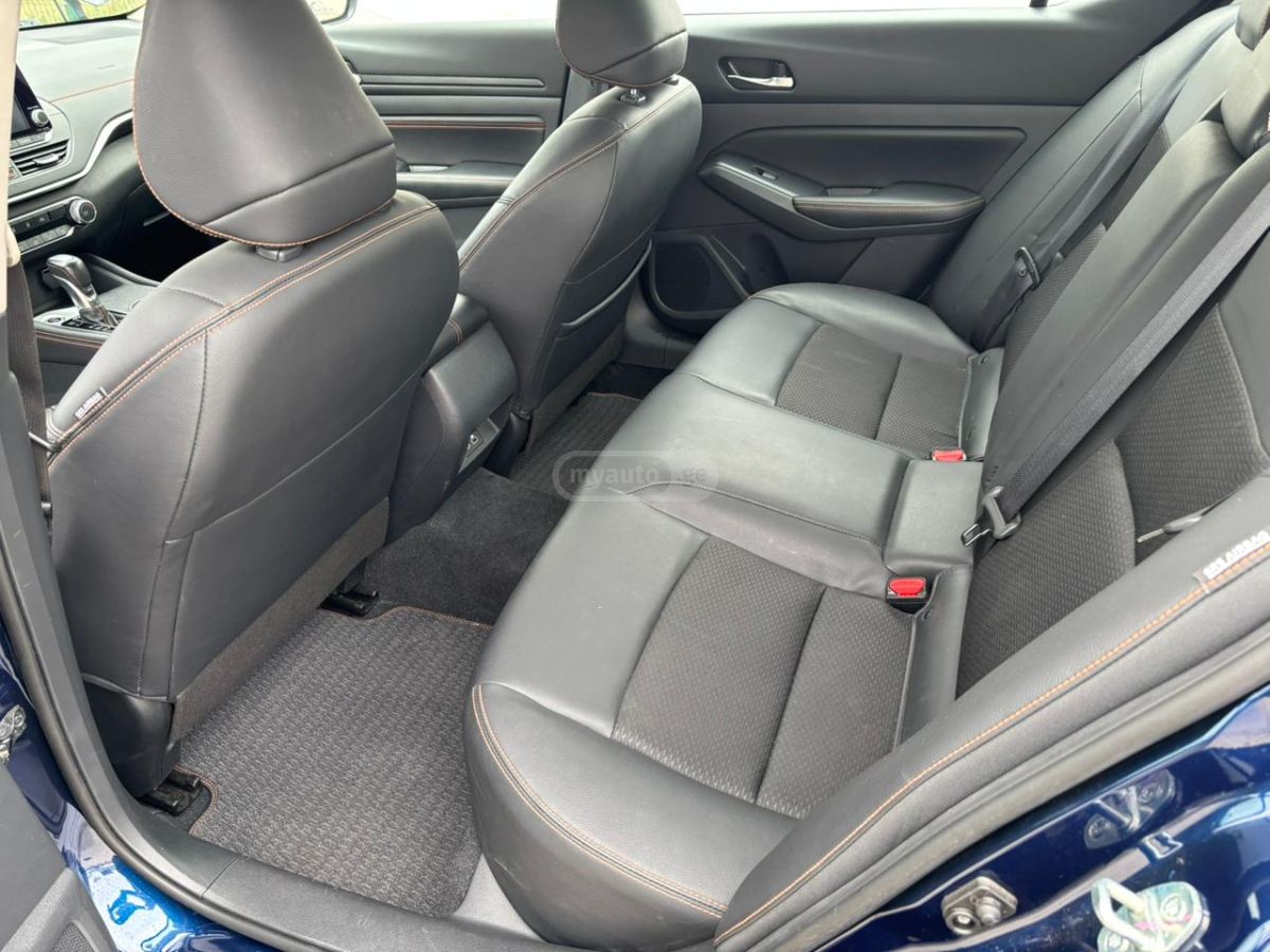 Nissan Altima - фото 8