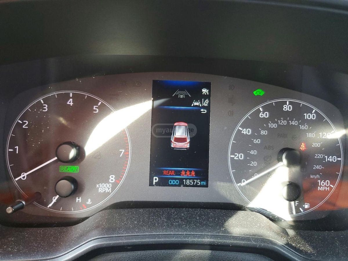 Toyota Corolla cross 2025 — миниатюра 9