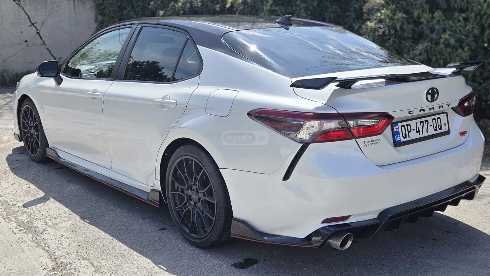Toyota Camry - фото 3