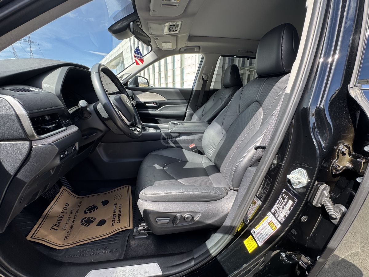 Toyota Grand Highlander - фото 10