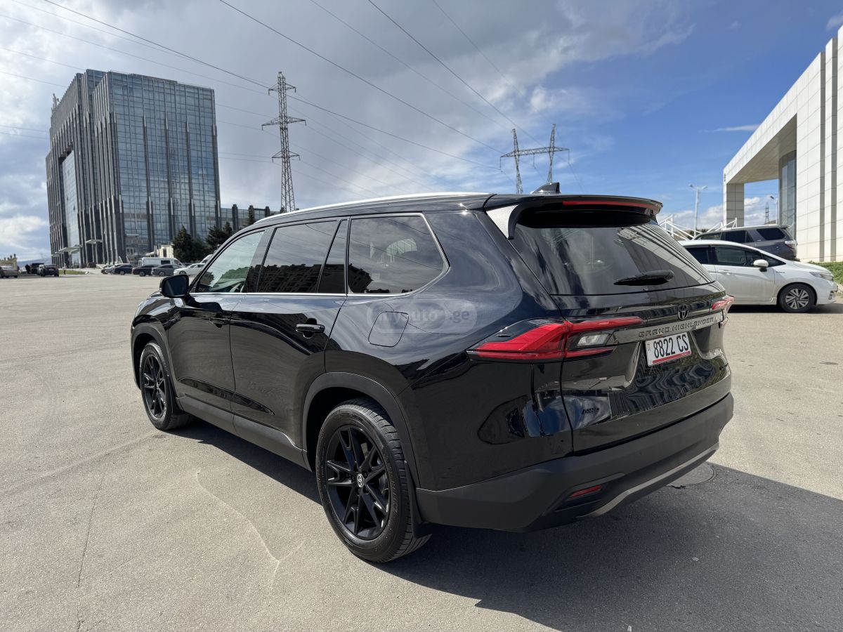 Toyota Grand Highlander - фото 8