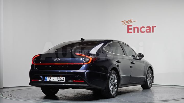 Hyundai Sonata - фото 2