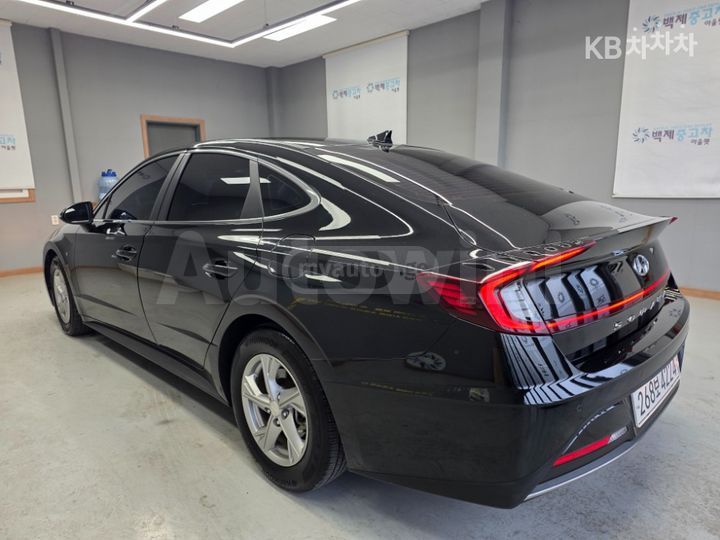 Hyundai Sonata - фото 3