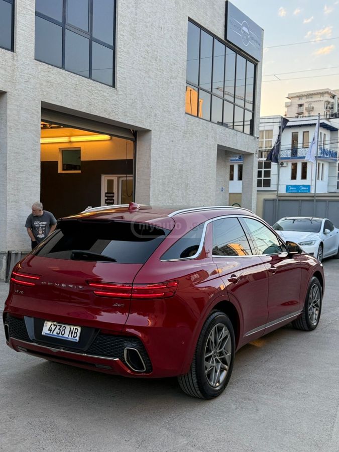 Genesis GV70 - фото 2