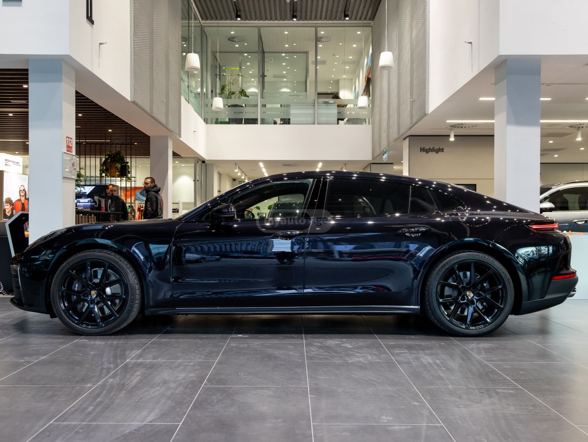 Porsche Panamera 2025 — фото 3 купить в Москве