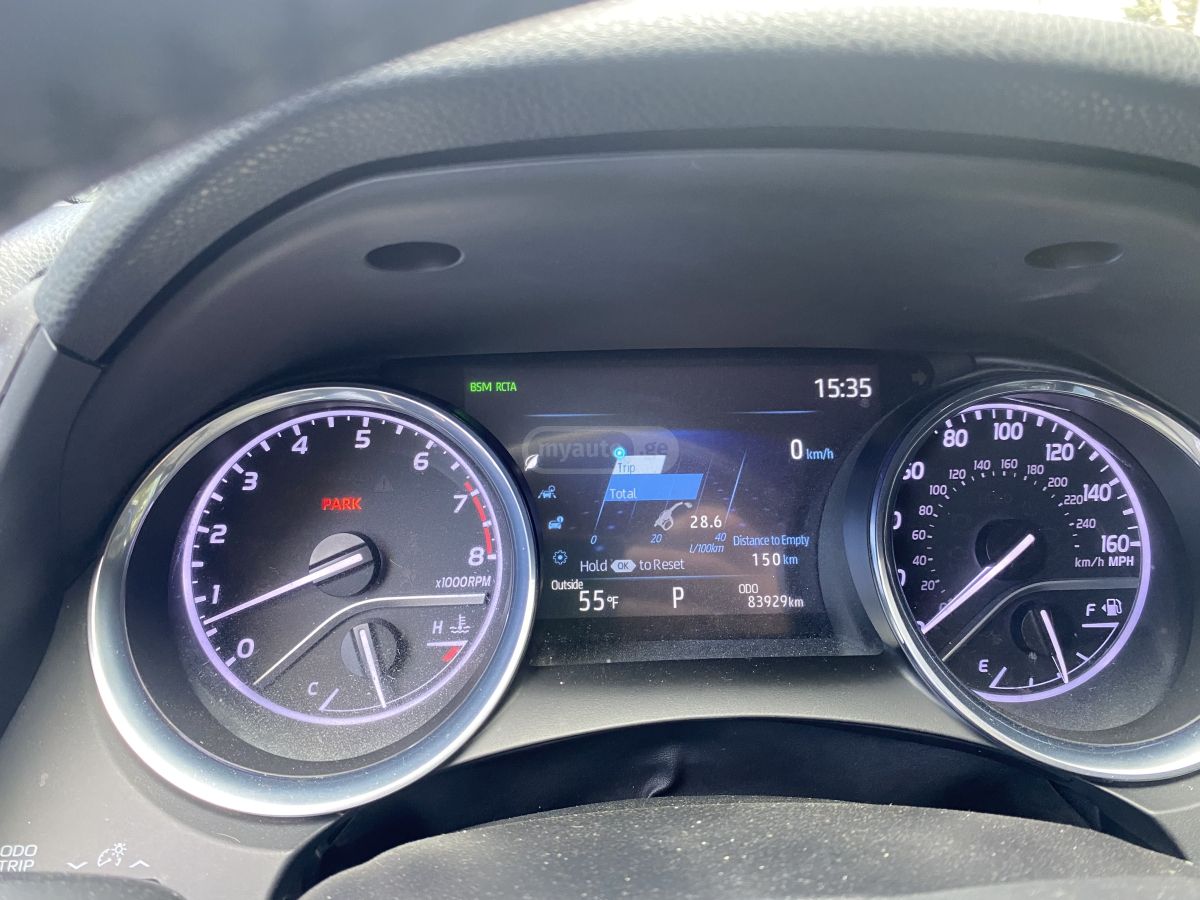 Toyota Camry - фото 9