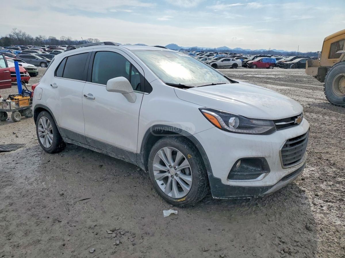 Chevrolet Trax - фото 4