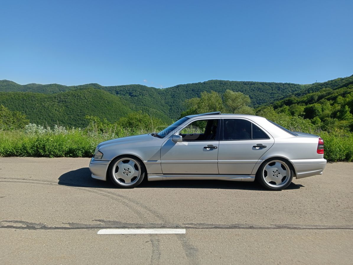 Mercedes-Benz C 43 AMG - фото 4
