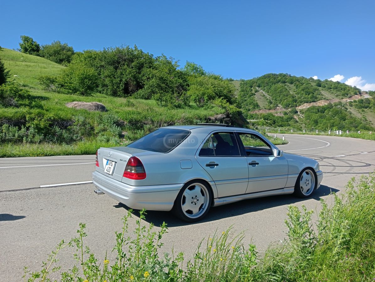 Mercedes-Benz C 43 AMG - фото 7