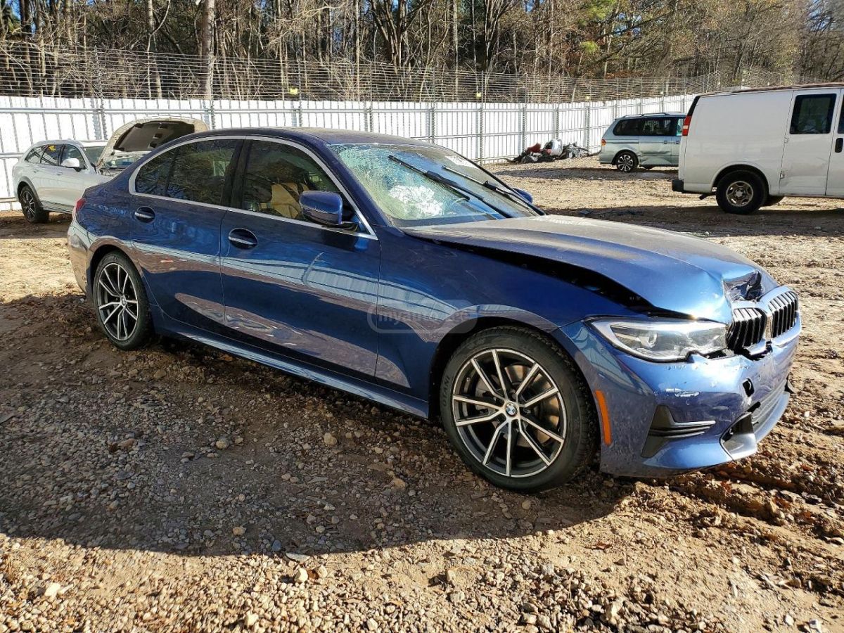 BMW Base 4dr Rear-Wheel Drive Seda — миниатюра 4