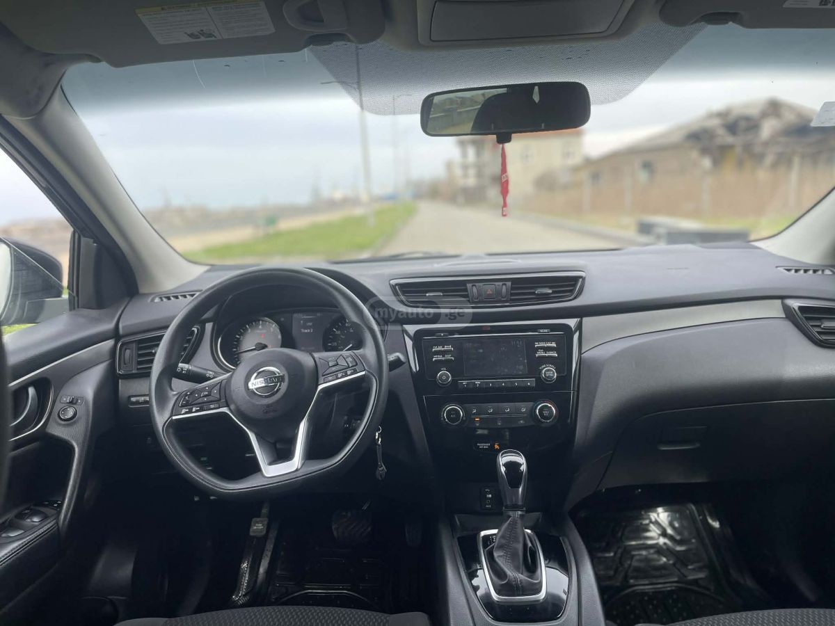 Nissan Rogue Sport - фото 3