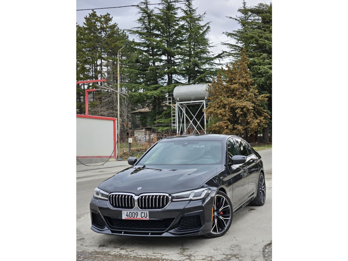 BMW 530 - фото 1