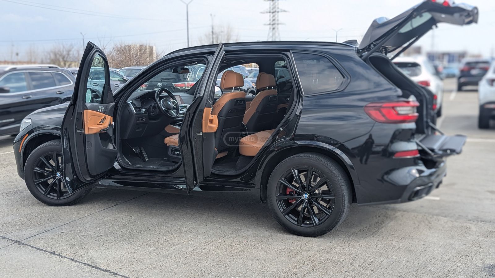 BMW X5 - фото 11