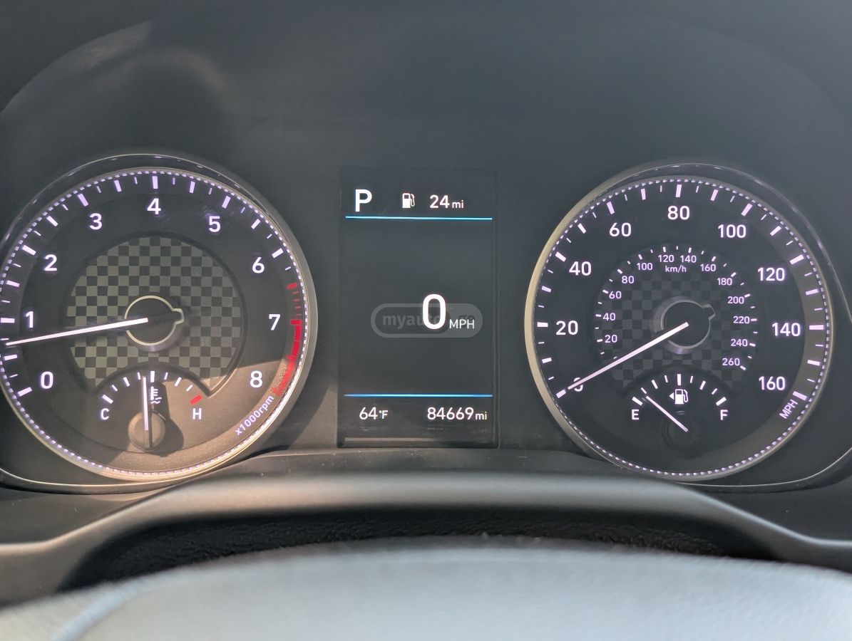 Hyundai Elantra - фото 10