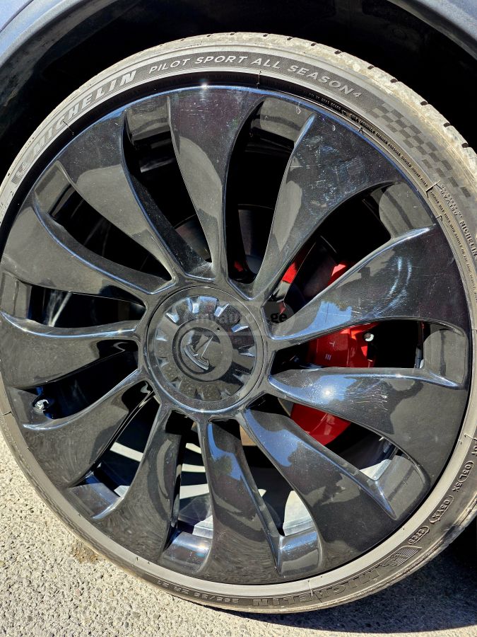 Tesla Model Y - фото 7