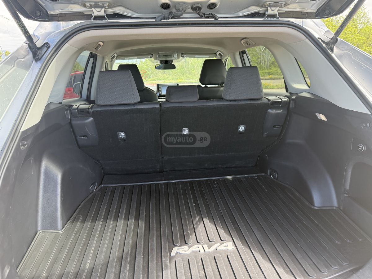 Toyota Rav 4 - фото 11