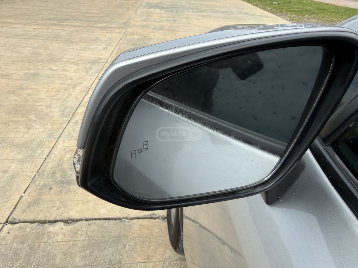 Toyota Rav 4 - фото 13