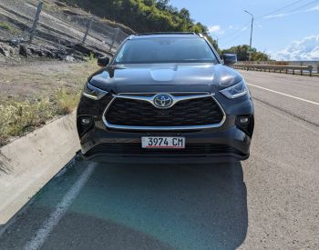 ToyotaHighlander2022