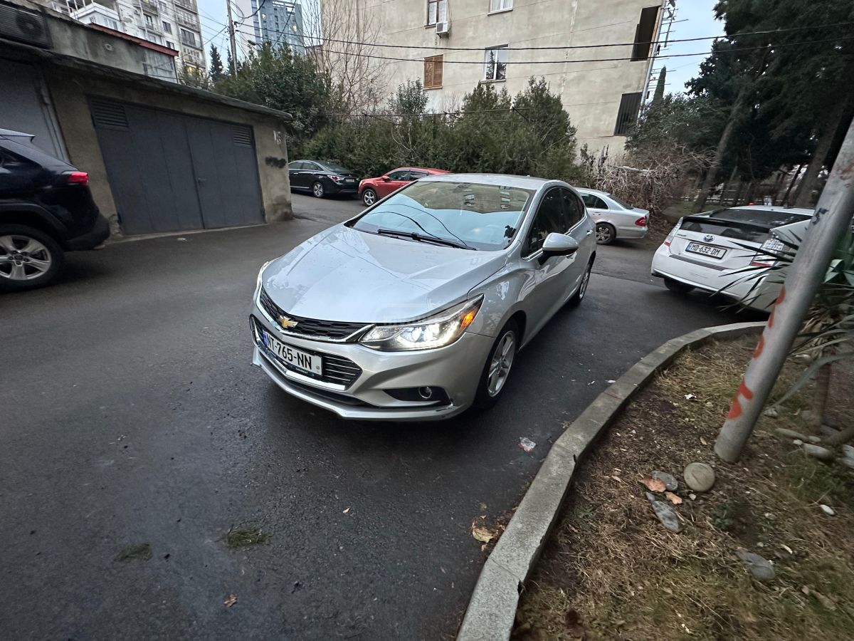 Chevrolet Cruze - фото 2