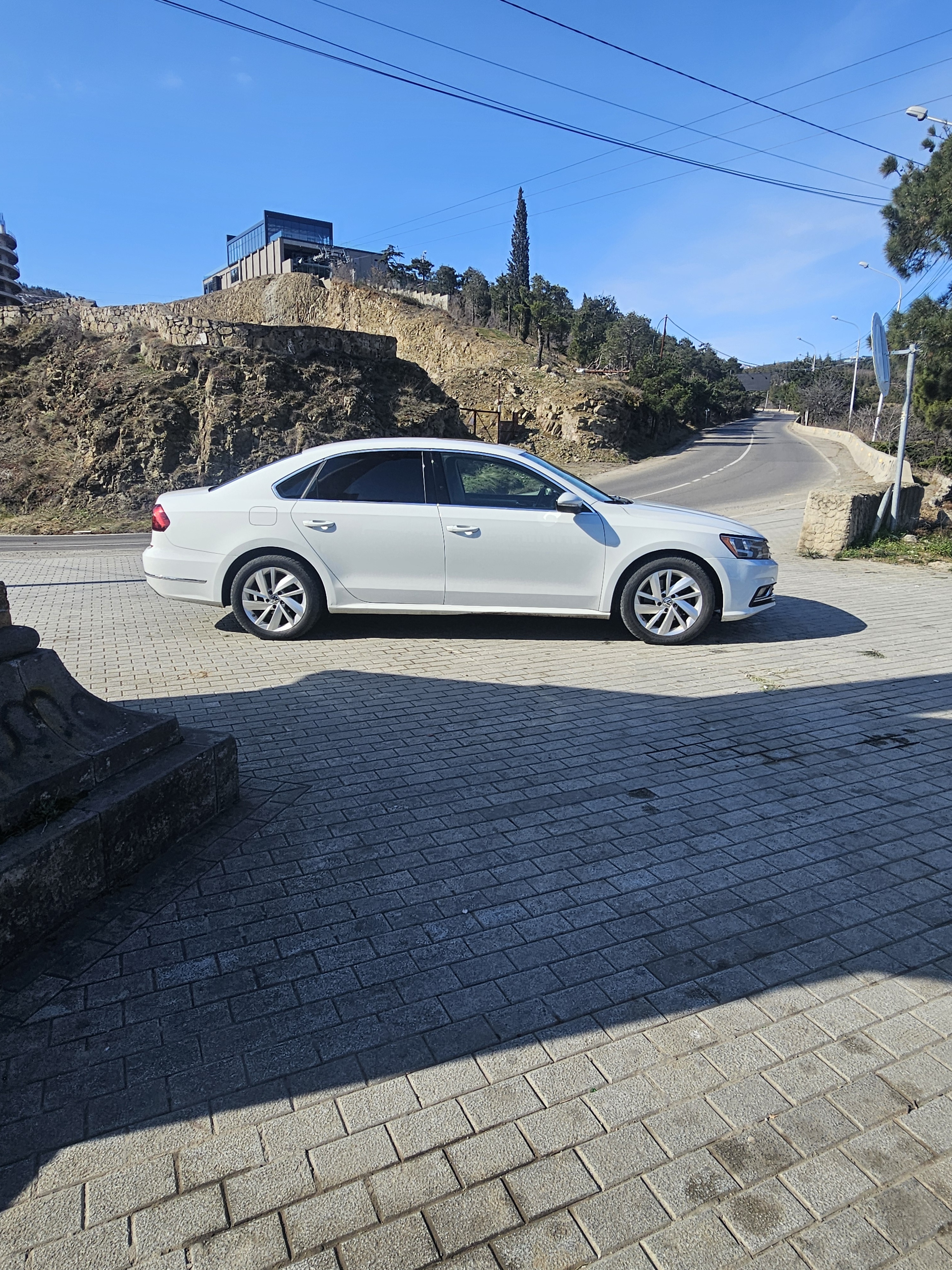 Volkswagen Passat - фото 1