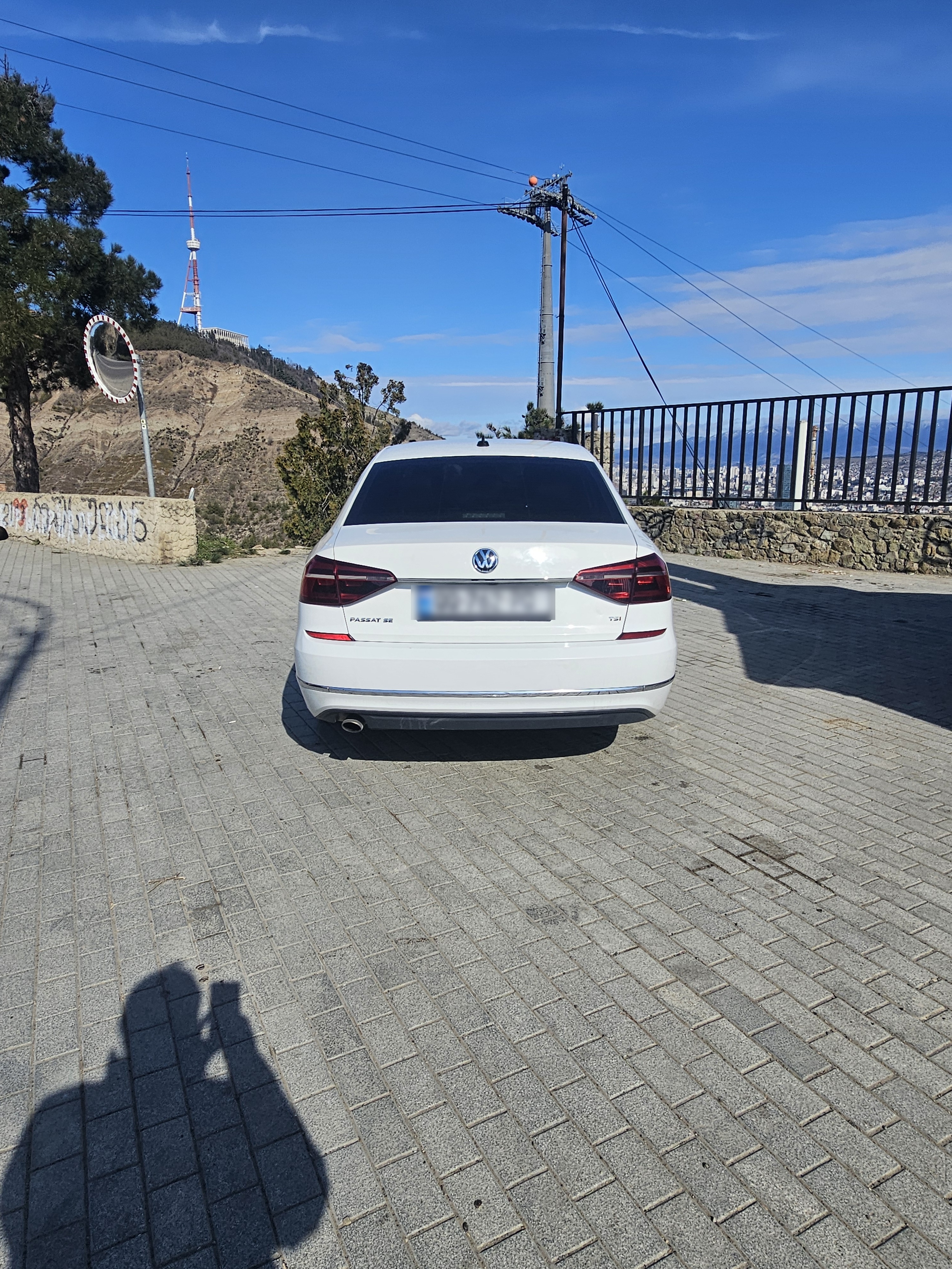 Volkswagen Passat - фото 2