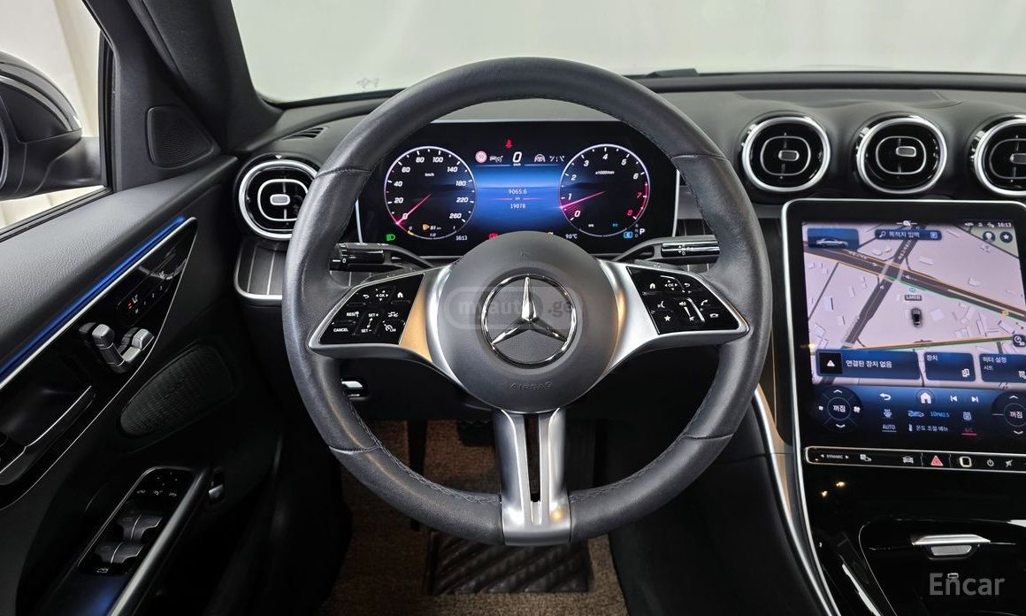 Mercedes-Benz C 200 2024 — миниатюра 11