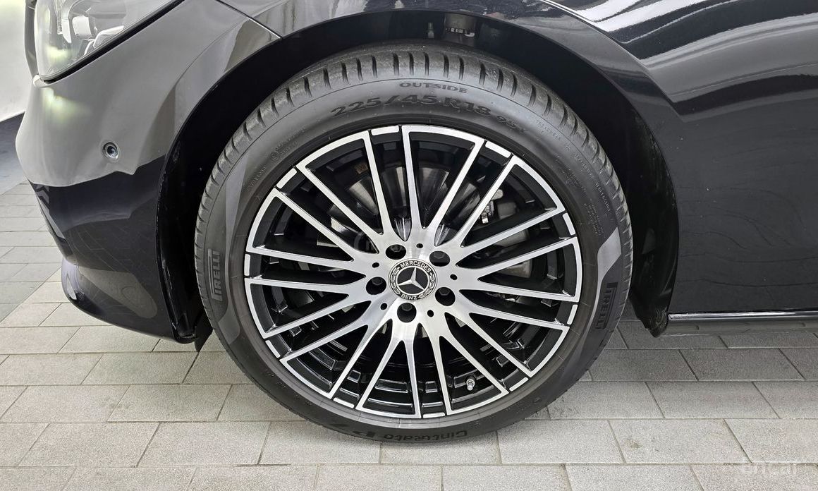 Mercedes-Benz C 200 2024 — миниатюра 5