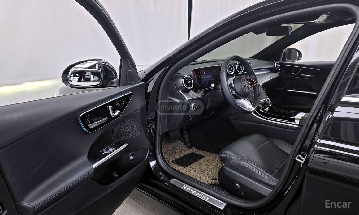 Mercedes-Benz C 200 2024 — миниатюра 9