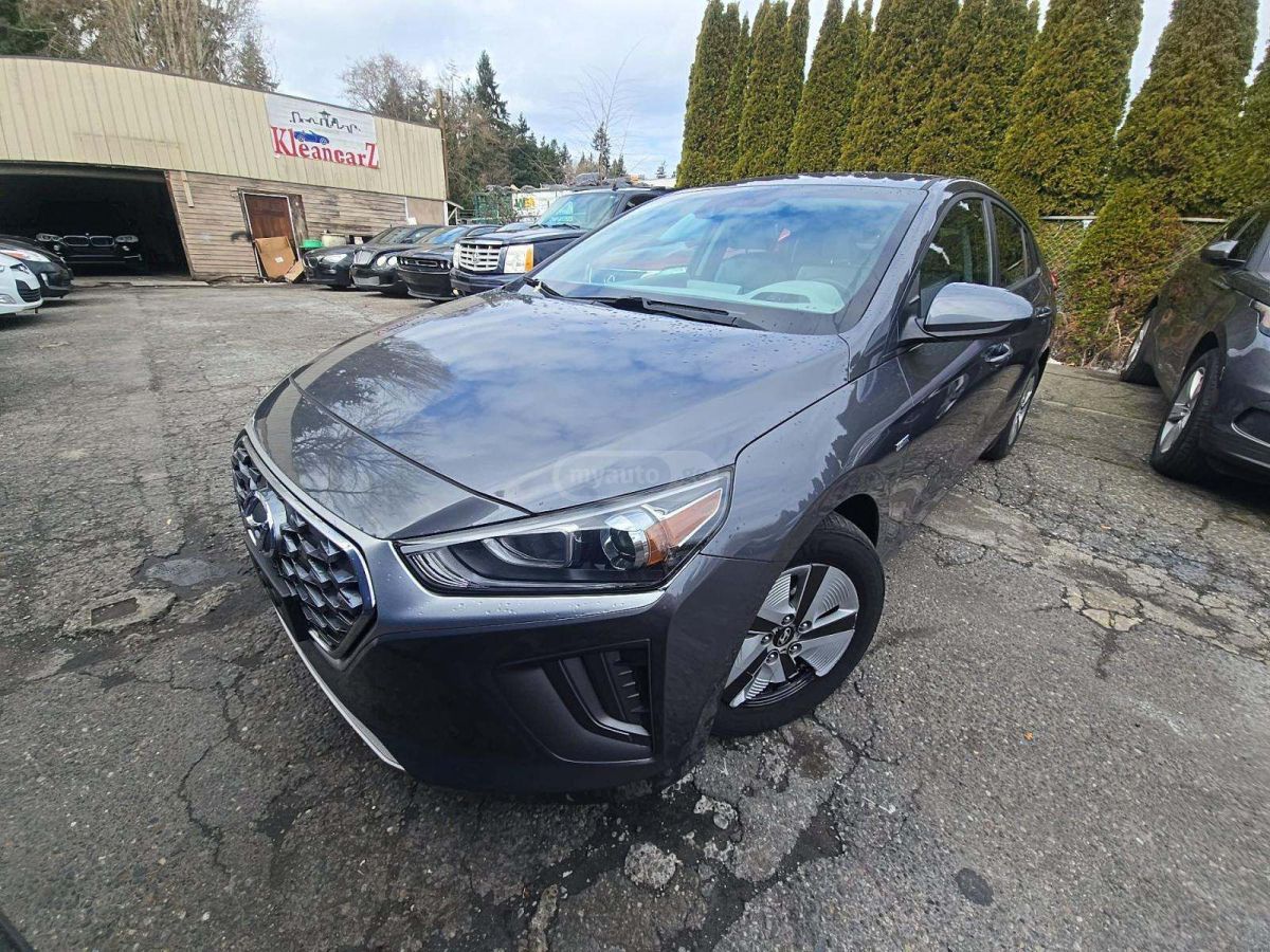 Hyundai Ioniq - фото 1