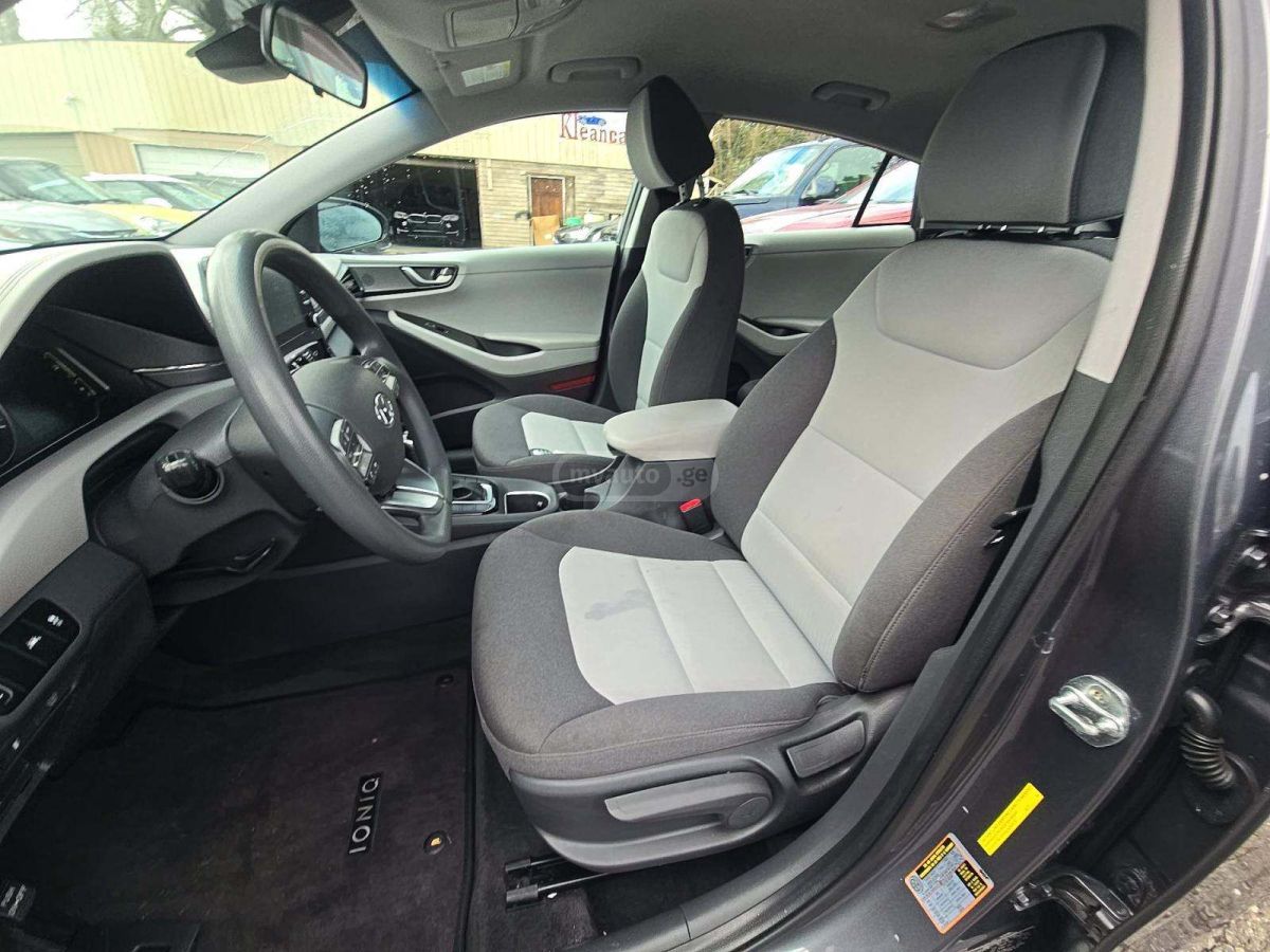 Hyundai Ioniq - фото 4