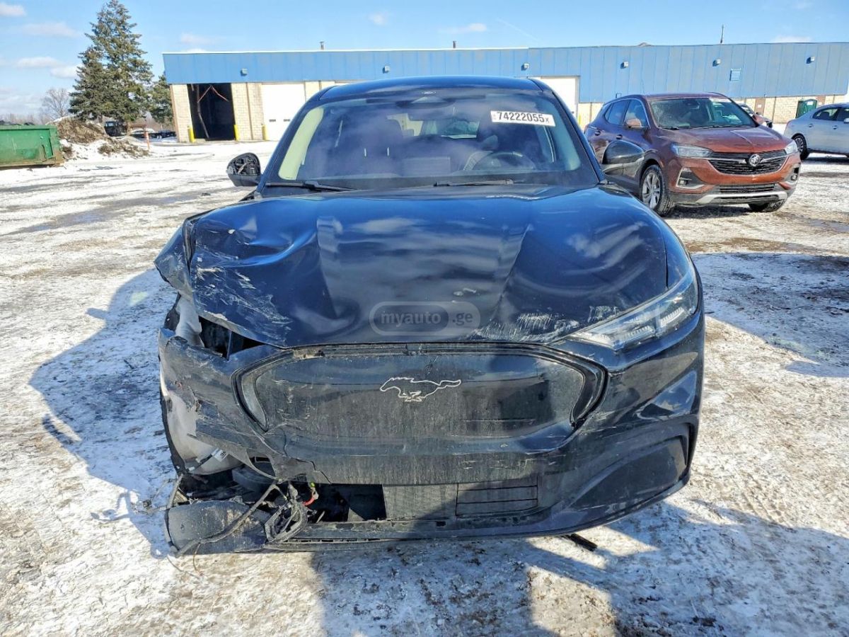 Ford Premium 4dr All-Wheel Drive Au — миниатюра 8