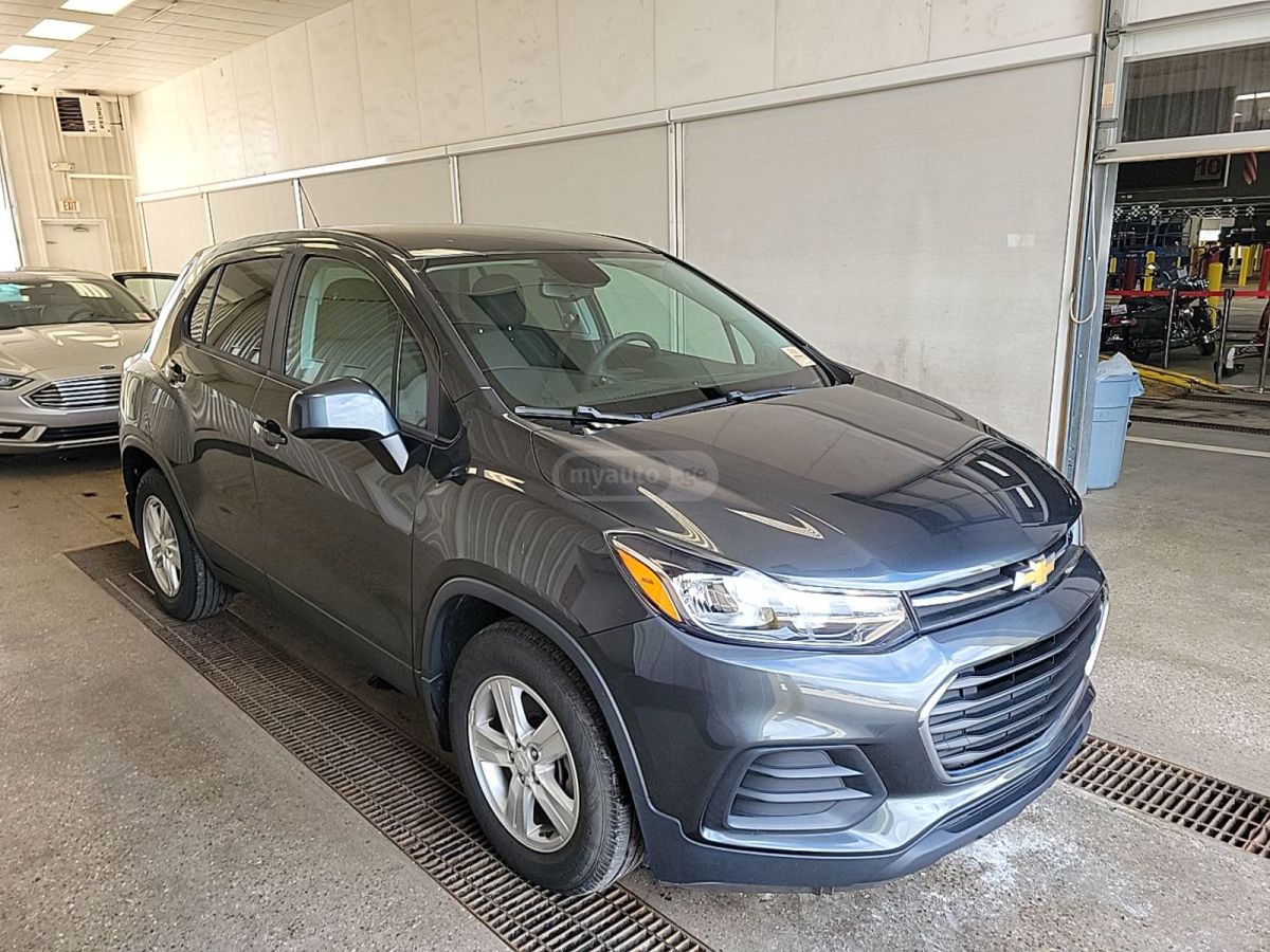 Chevrolet Trax - фото 1