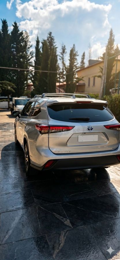 Toyota Highlander - фото 5