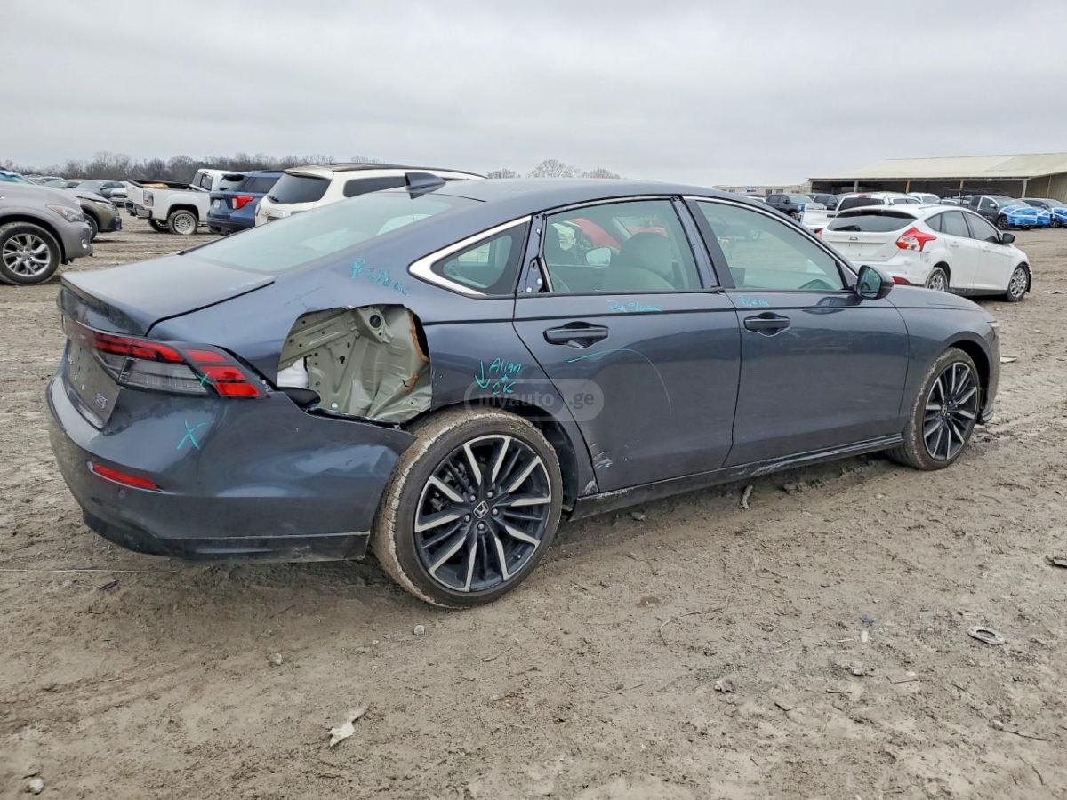 Honda Accord - фото 3